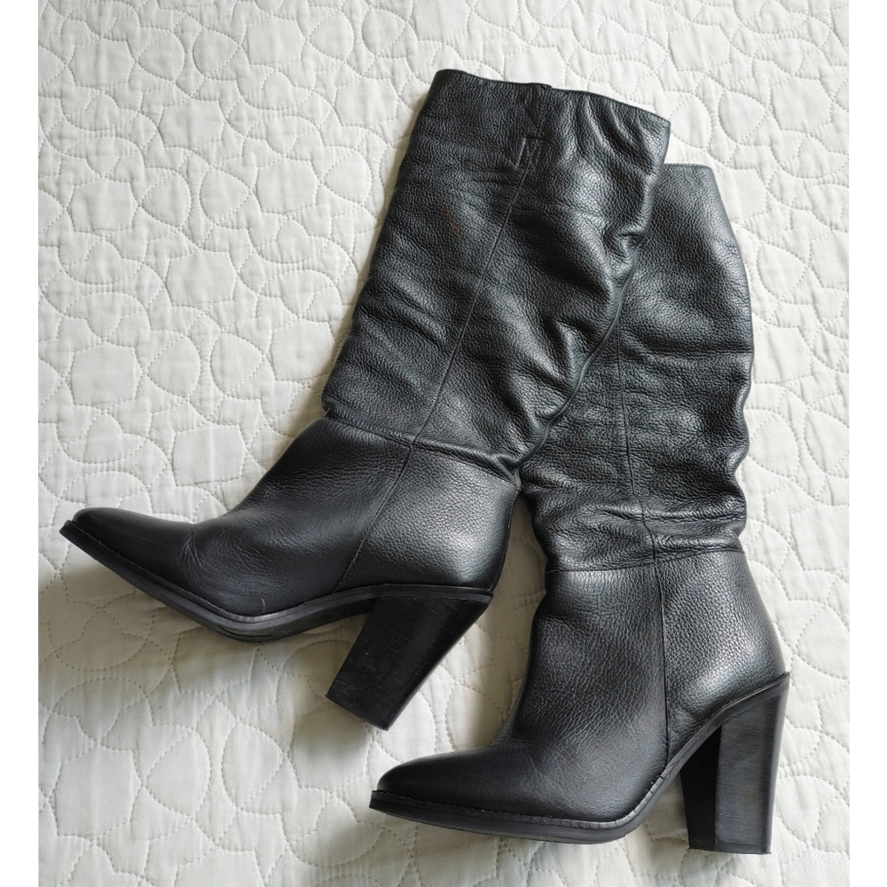 ✈️ Leather boots